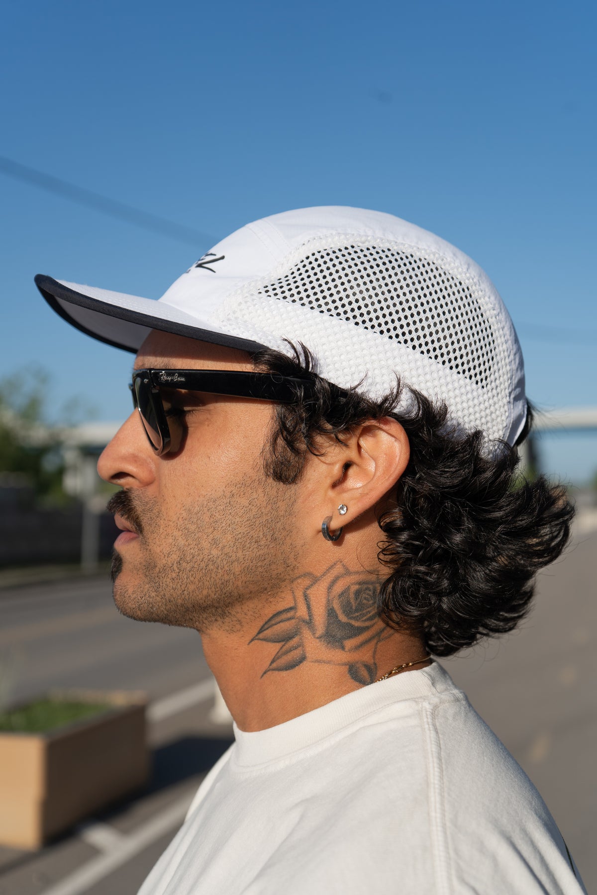 RUNNING MESH HAT - WHITE/WHITE