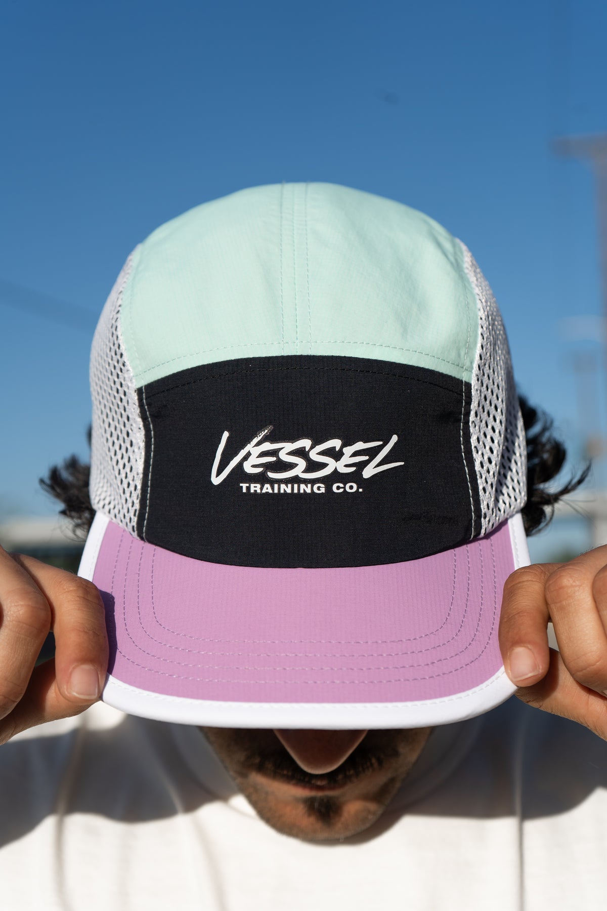 RUNNING MESH HAT - PURPLE/BLACK