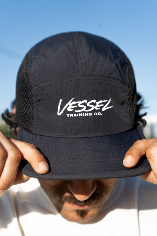 RUNNING MESH HAT - BLACK/BLACK