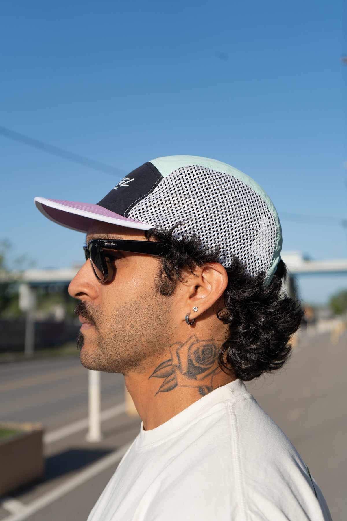 RUNNING MESH HAT - PURPLE/BLACK