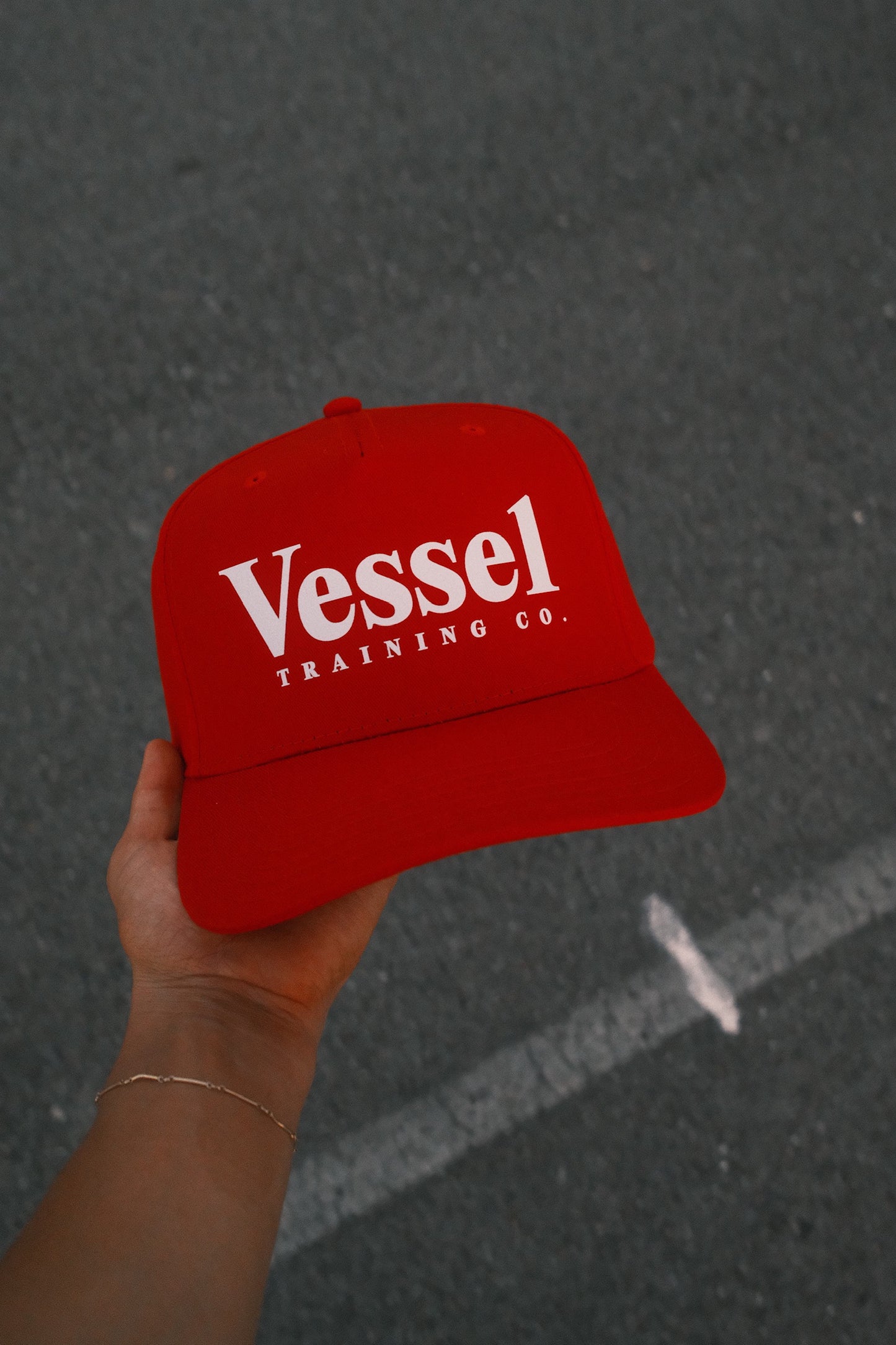 RED VINTAGE HAT - SOLID