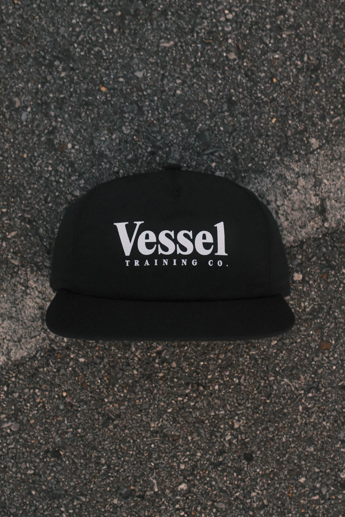 BLACK VINTAGE SPORT HAT - SOLID